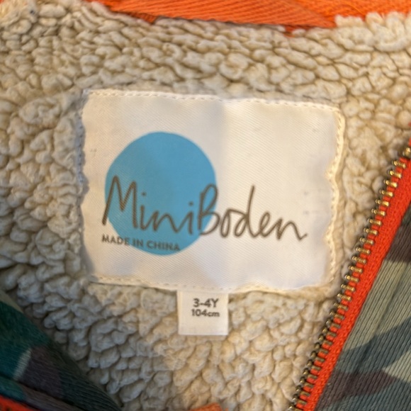 Mini Boden boys sweatshirt in size 3-4Y. - Picture 2 of 7